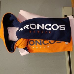 Denver Bronco Hat/scarf